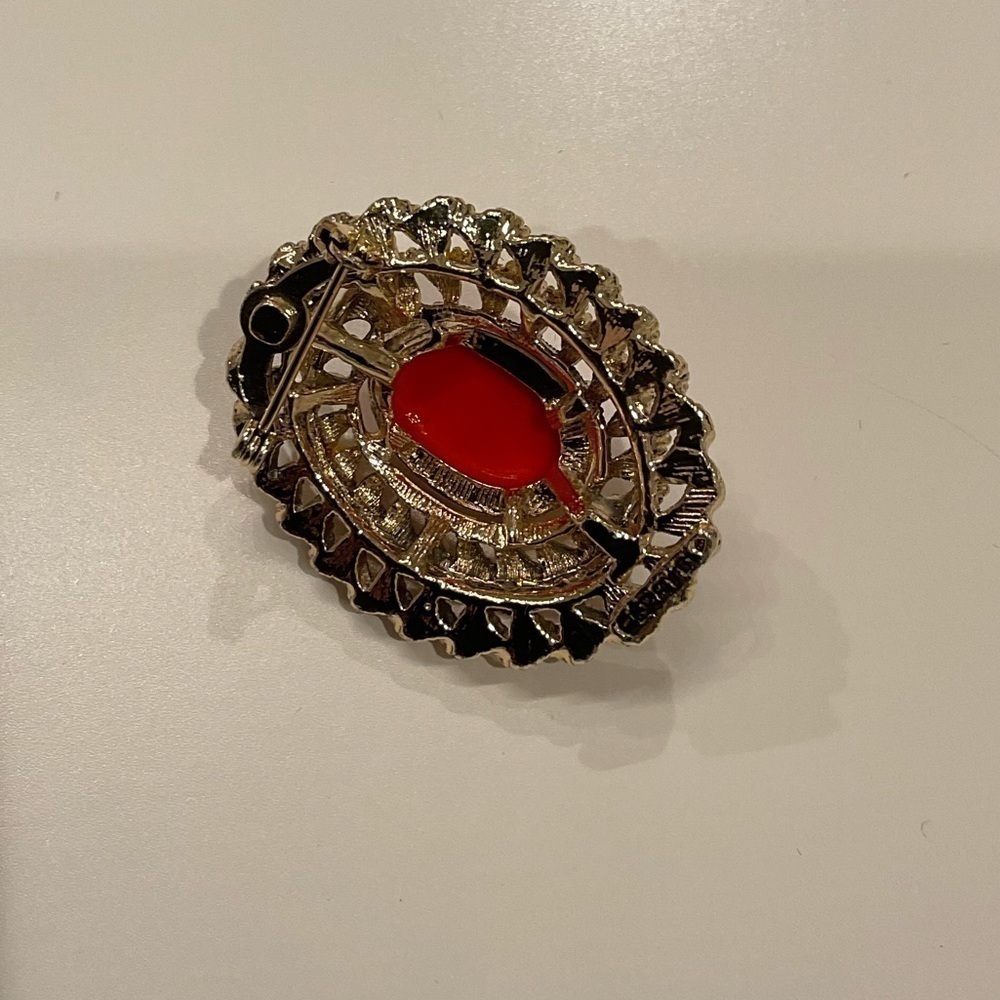 Gold & coral/orange brooch… this can be added on a chain as well. - Picture 3 of 4
